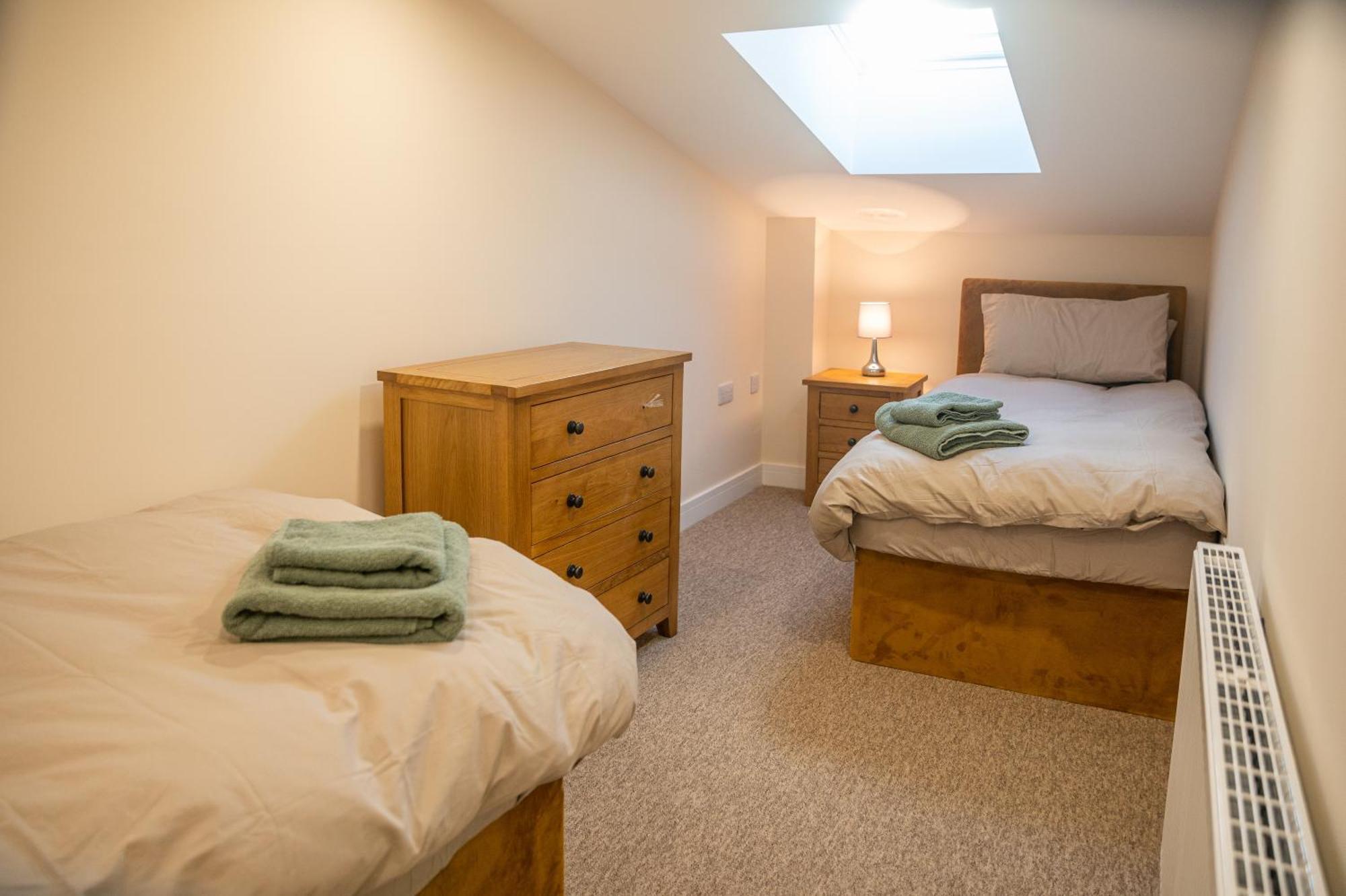 Appartement Bears Court à Cheltenham Extérieur photo