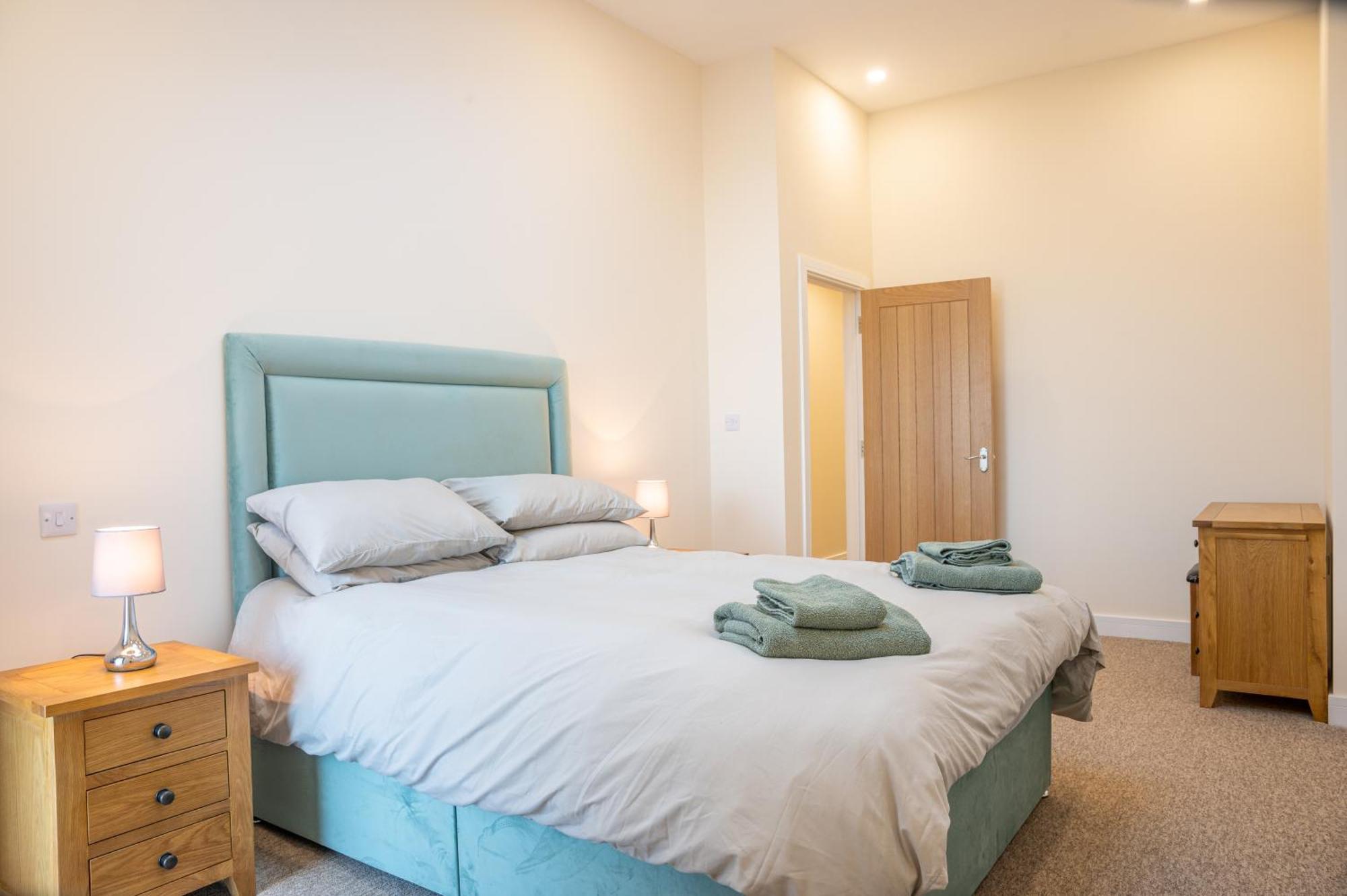 Appartement Bears Court à Cheltenham Extérieur photo