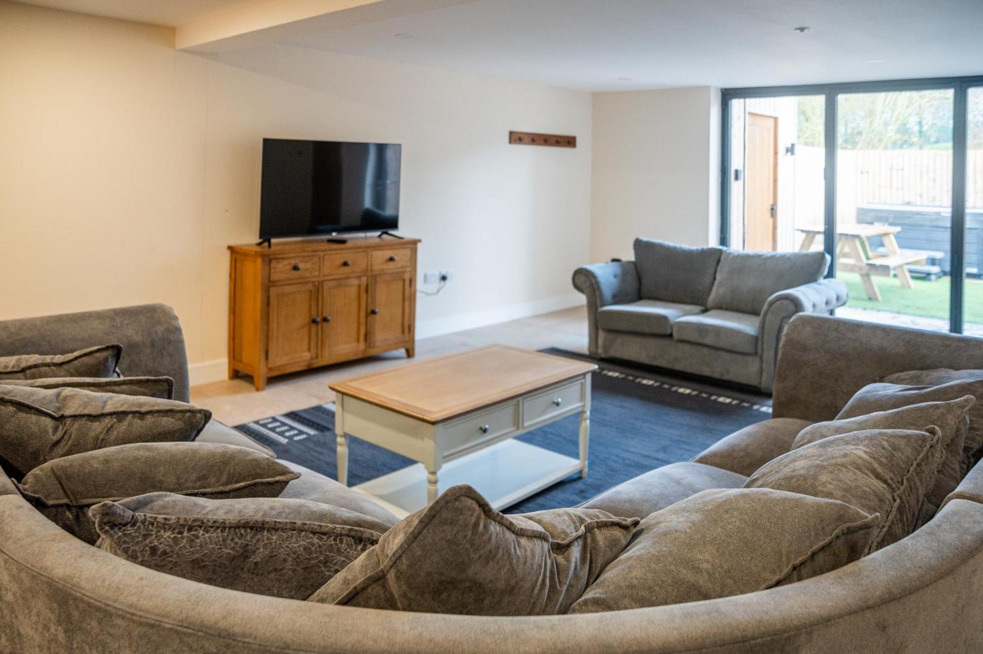 Appartement Bears Court à Cheltenham Extérieur photo