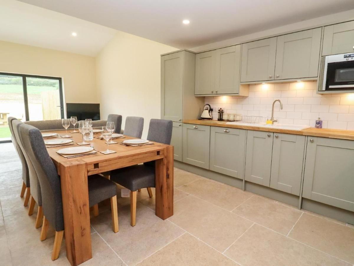 Appartement Bears Court à Cheltenham Extérieur photo